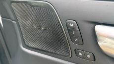 Volvo XC60 2.0 B5P Plus Dark 5dr AWD Geartronic Petrol Estate